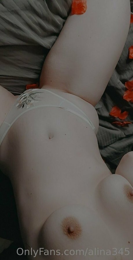 alina345 onlyfans sextape leak