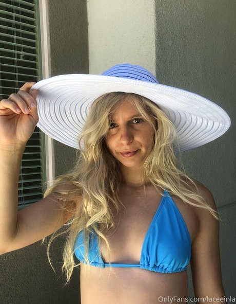 Laceeinla nude leaks onlyfans
