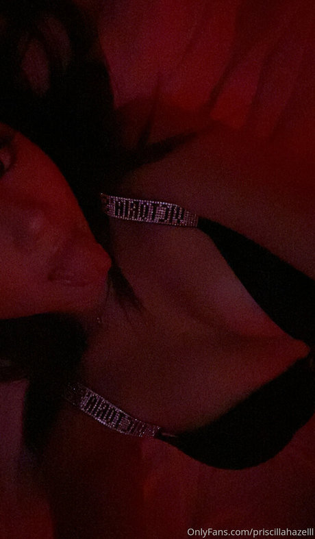 luxuraa onlyfans pic