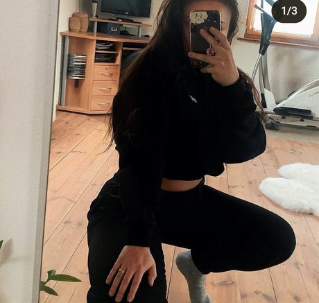 Fiona Schramm onlyfans exposed