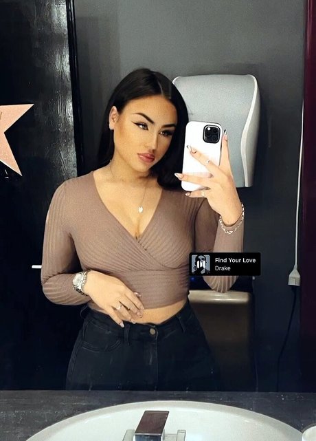 Fiona Schramm porn onlyfans leak