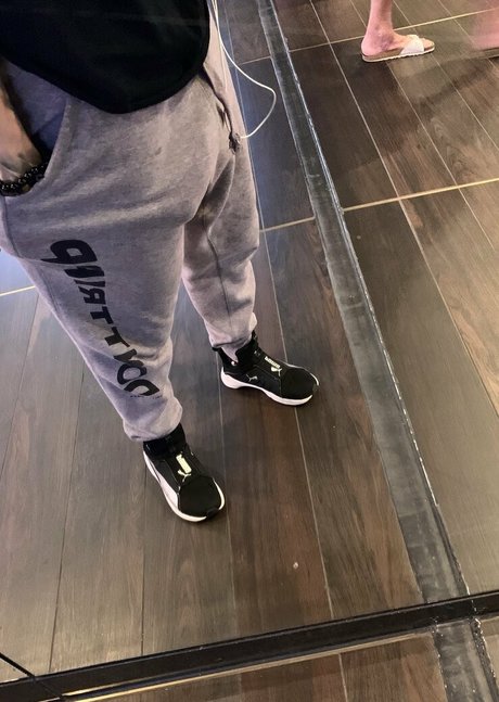 sarasalazar Profile pic