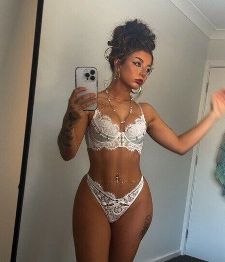 Keelyyedwards porn only fans