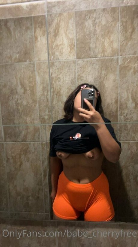 babe cherryfree Profile pic