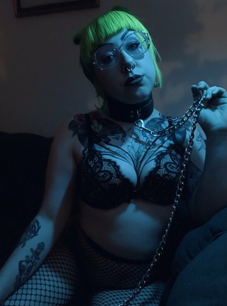 trrashvixen topless onlyfans