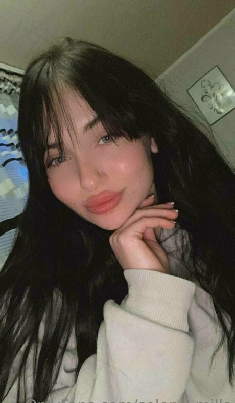 selena mills sextape onlyfans