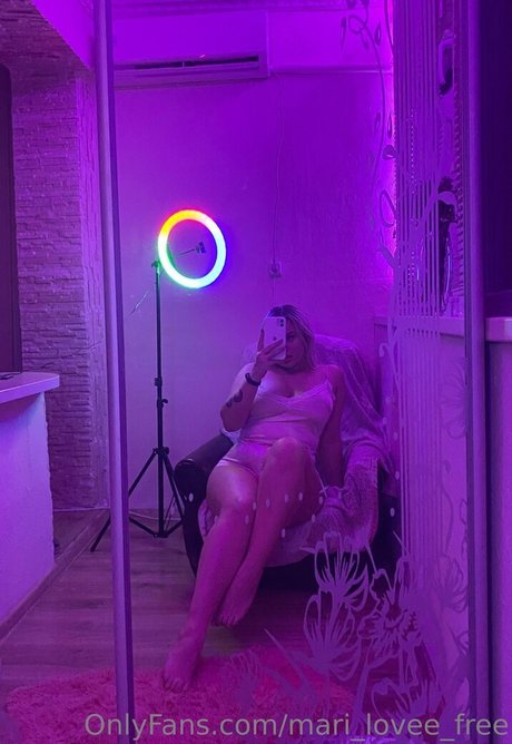 fluffy bun onlyfans strip tease