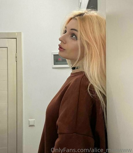 alice hot xxx onlyfans nude content