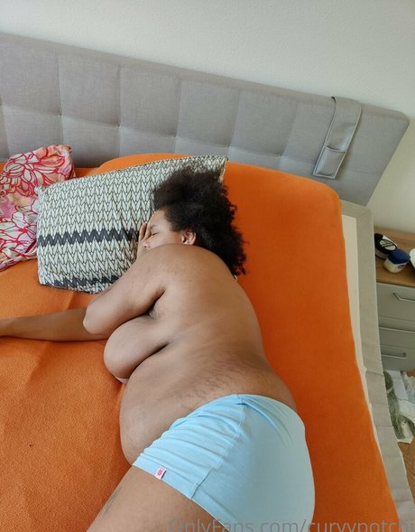 curvypotchi onlyfans nudes leak