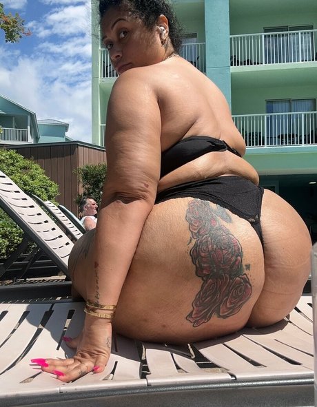 thickfancy strip onlyfans