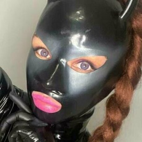 sandrafoxxxy onlyfans pictures