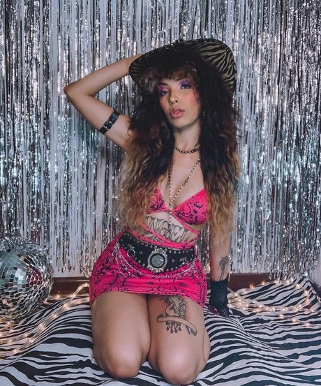 Angel Ferrari onlyfans leaks naked