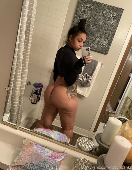 robynbanks onlyfans leak xxx