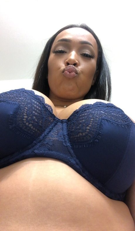 robynbanks free only fans