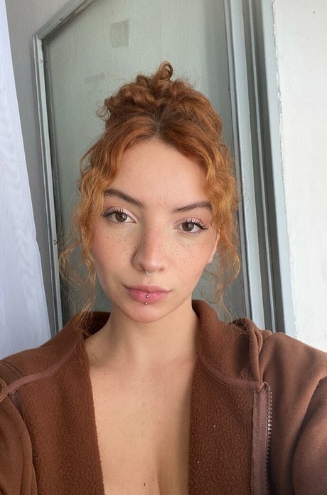 Chloe Parker onlyfans exposed