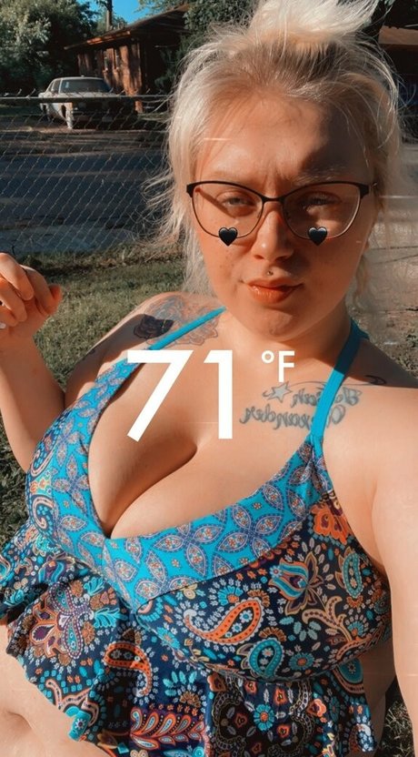 haleylopez onlyfans leakes