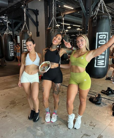 Babymommafit onlyfans ass