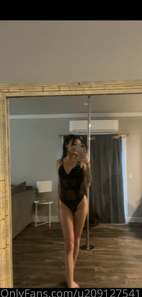 kreamangel onlyfans model