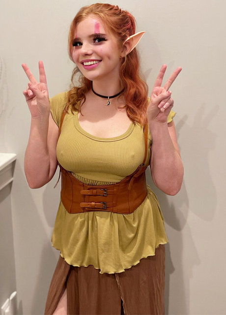 redpandaeyes onlyfans pics