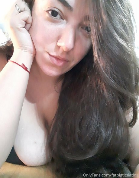 curvygirlsuperboobs onlyfans sextape