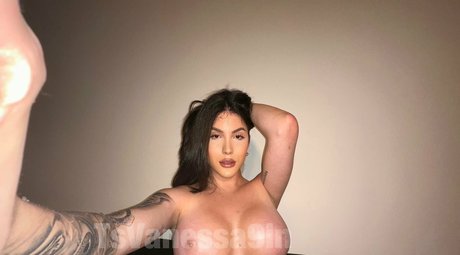 TS Vanessa9in onlyfans sex