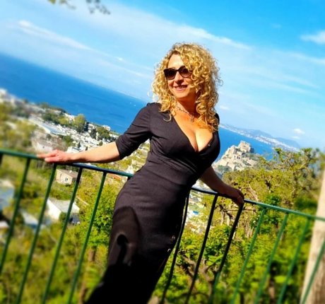 Sabina Di Iorio feet onlyfans