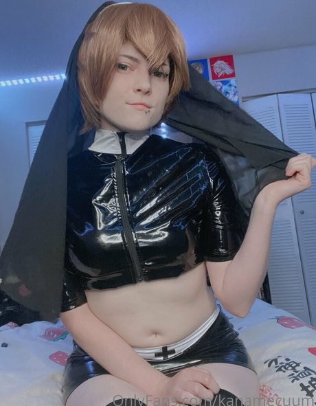 Kurapicum nude only fans