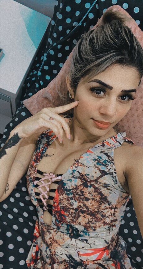 Eline Xavier onlyfans nudes leak