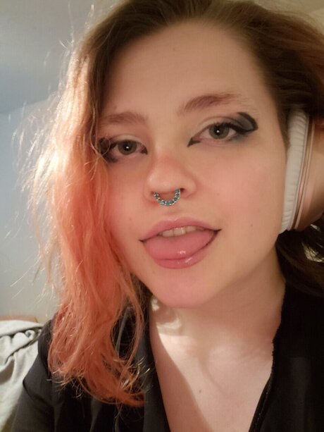 EnbyBunny onlyfans nudes