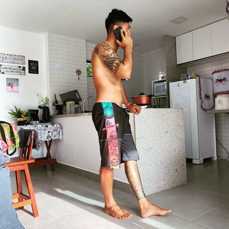 Viktor Namara onlyfans strip