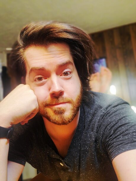 Lif3Hack onlyfans topless