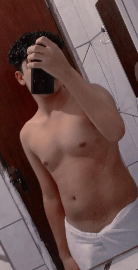 Augus Noir leaked naked onlyfans