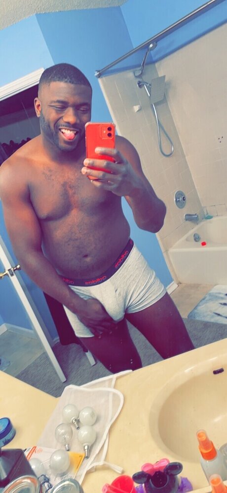 Hung Wolf only fans content