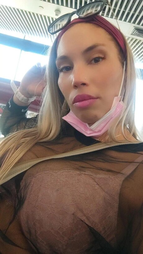 Zaira Levis is on onlyfans