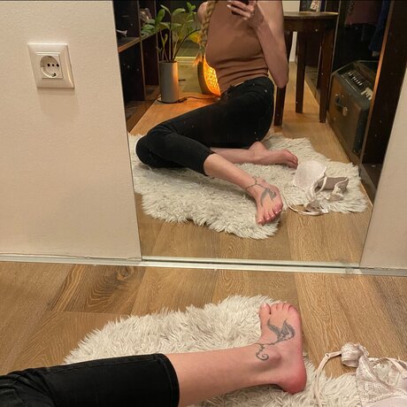 Tinny Bamby xxx only fans