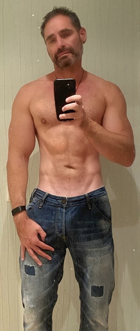 u2240695 onlyfans leaked tits