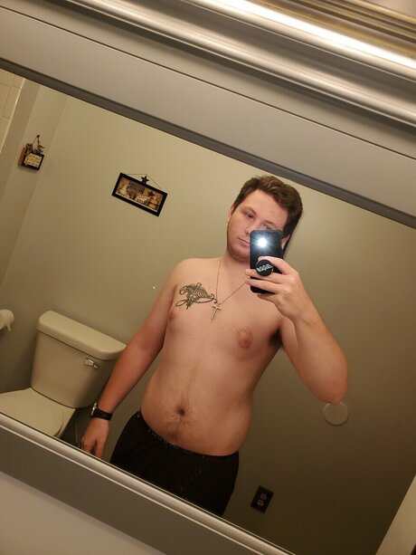 Garrett Bertke onlyfans leaks