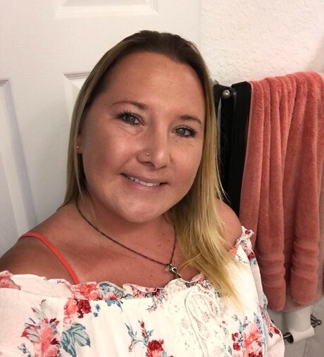 NikkiS onlyfans leak new