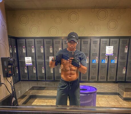 Devante Smith Cowsette hot onlyfans