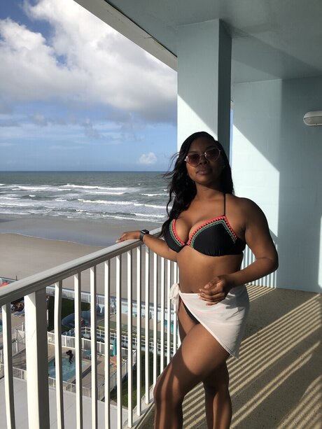 Nakiatatiyana onlyfans model