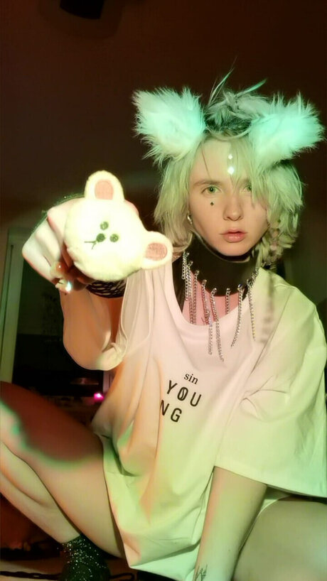 Alien Priestess onlyfans nude