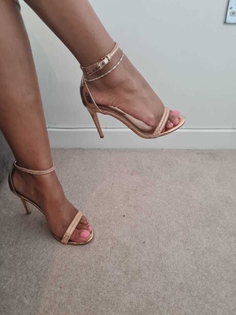 Khloe onlyfans leaked.