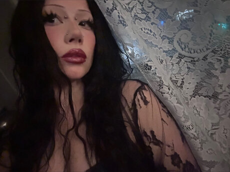 Veela_ topless onlyfans