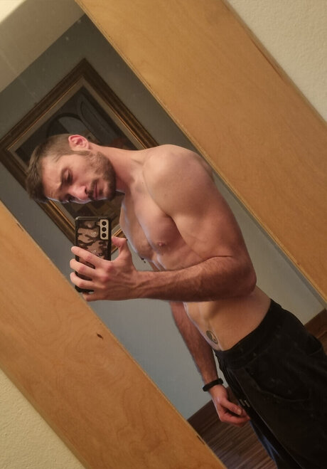 DomineKira onlyfans picture