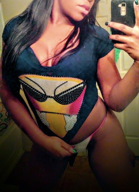 Golden Chocolate Masquerade leaked onlyfans photos