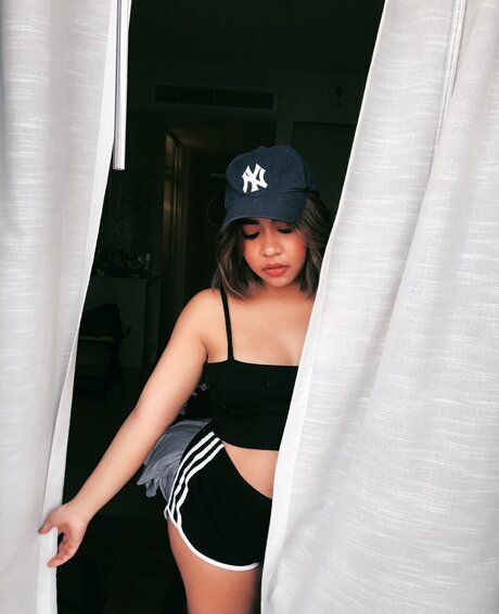 Persia Kall onlyfans pics