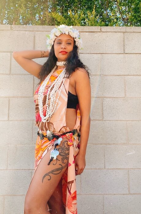 Ava Feti a naked onlyfans