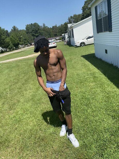 MR Hithatswitch onlyfans strip tease