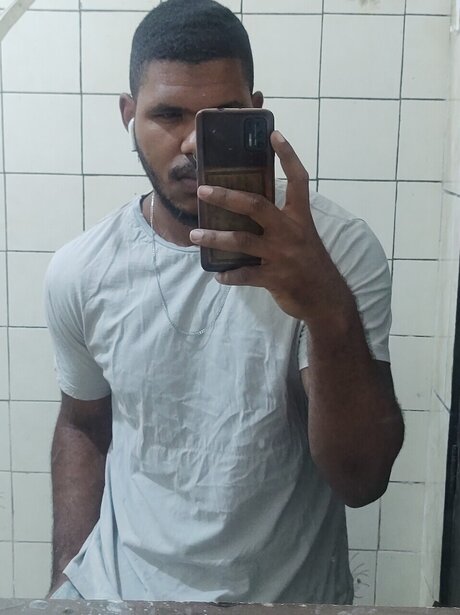 Luiz Gustavo Da Silva Mendes Sousa onlyfans leaked