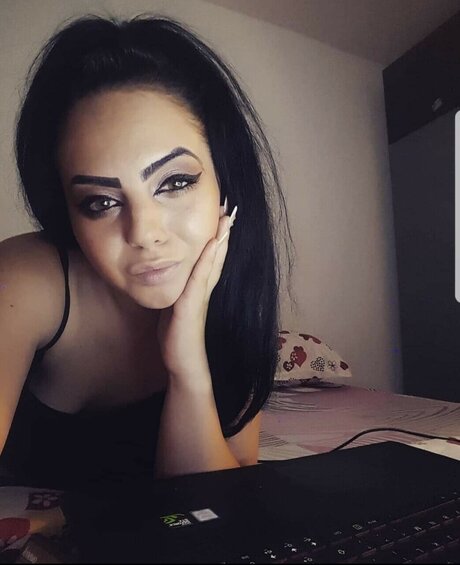 Daniela Denisa onlyfans nude leak